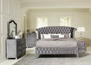 Deanna Bedroom Traditional Metallic Eastern King Four-Piece Set - Legacy Furniture - NY